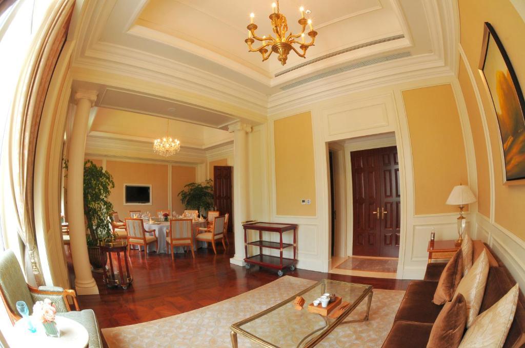 Greentown Shanghai Rose Garden Resort Экстерьер фото