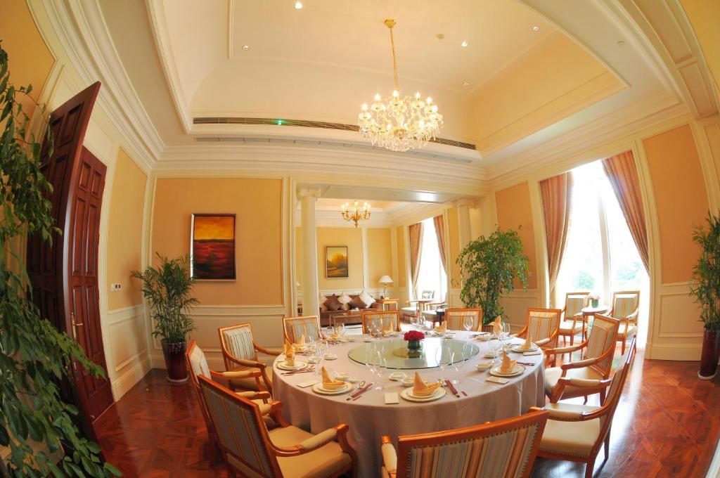 Greentown Shanghai Rose Garden Resort Экстерьер фото